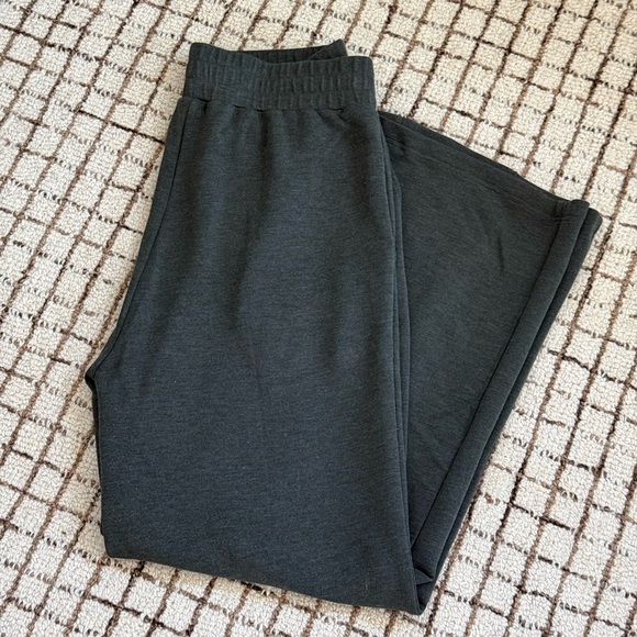 Varley Pants - Varley The Wide Leg Pant 28”